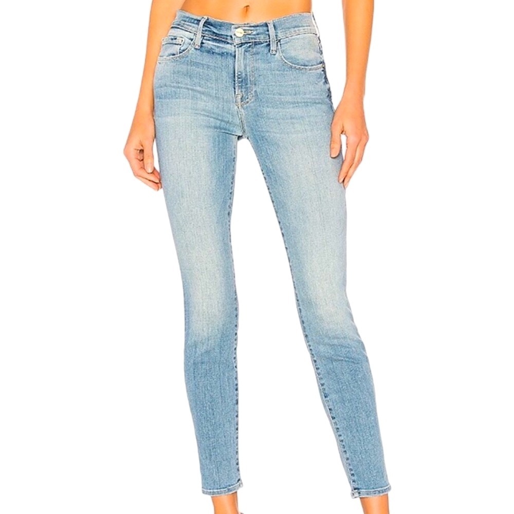 Frame Denim Le Skinny de Jeanne Crop in Adler